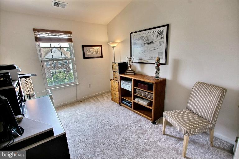 18202 Coachmans Road Germantown, MD 20874 - Photo 6 of 28 Bedroom 3