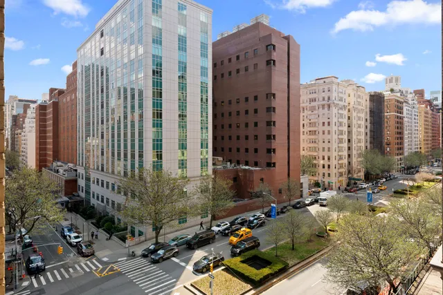 $10,999,999 | 860 Park Avenue, Unit 6 | Upper East Side