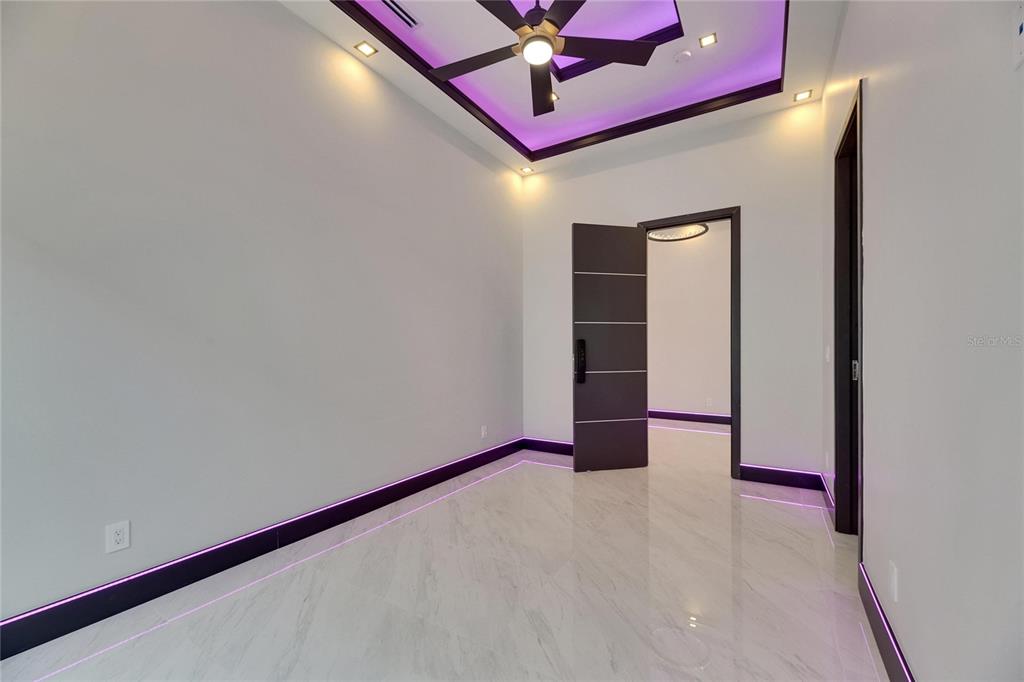 6532 Simone Shores Circle Apollo Beach, FL 33572 - Photo 20 of 86