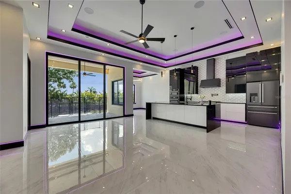 $1,029,000 | 6532 Simone Shores Circle, Apollo Beach, FL 33572