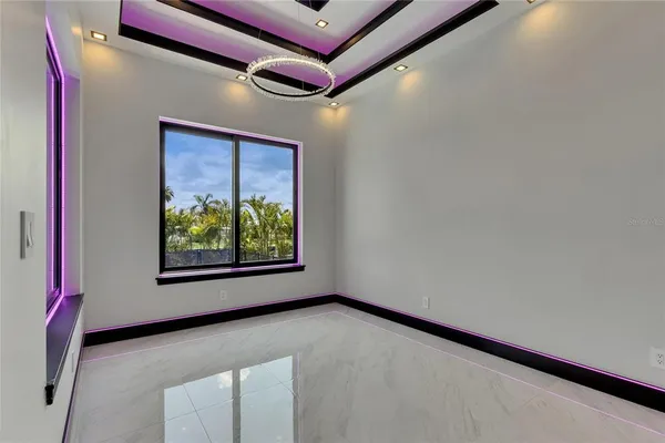 $1,029,000 | 6532 Simone Shores Circle, Apollo Beach, FL 33572