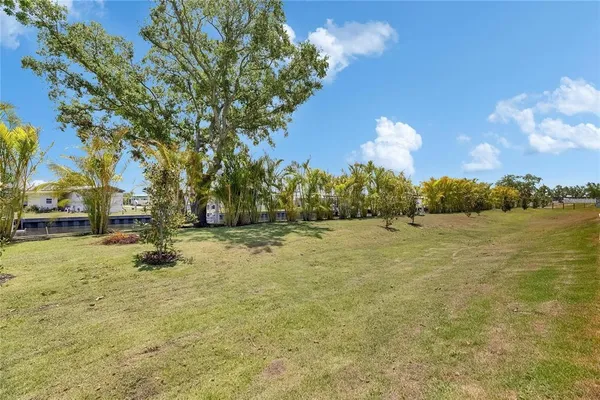 $1,029,000 | 6532 Simone Shores Circle, Apollo Beach, FL 33572