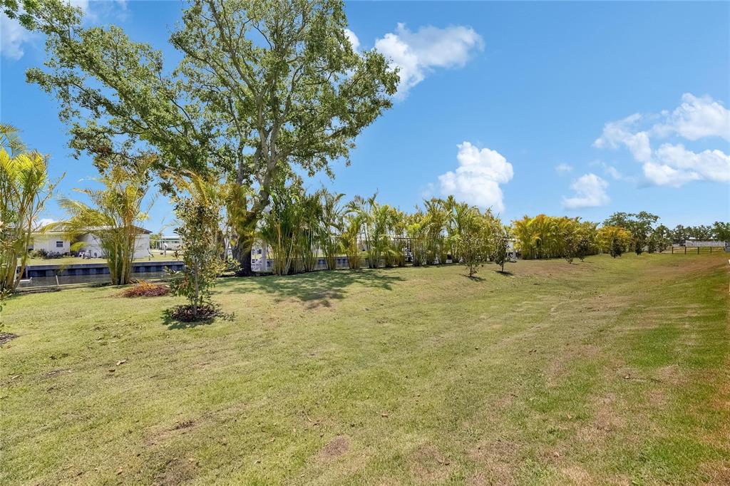 6532 Simone Shores Circle Apollo Beach, FL 33572 - Photo 60 of 86