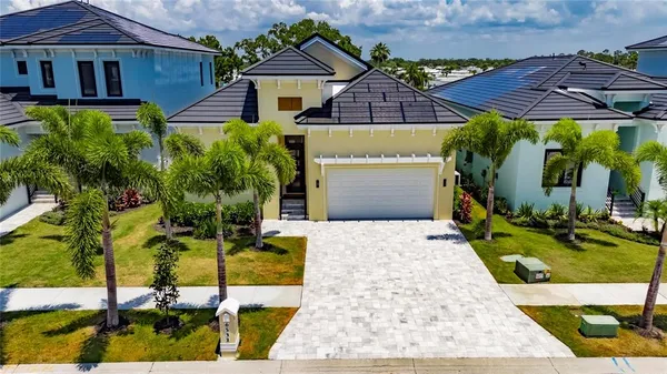 $1,029,000 | 6532 Simone Shores Circle, Apollo Beach, FL 33572