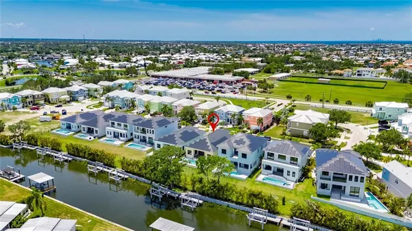 $1,029,000 | 6532 Simone Shores Circle, Apollo Beach, FL 33572