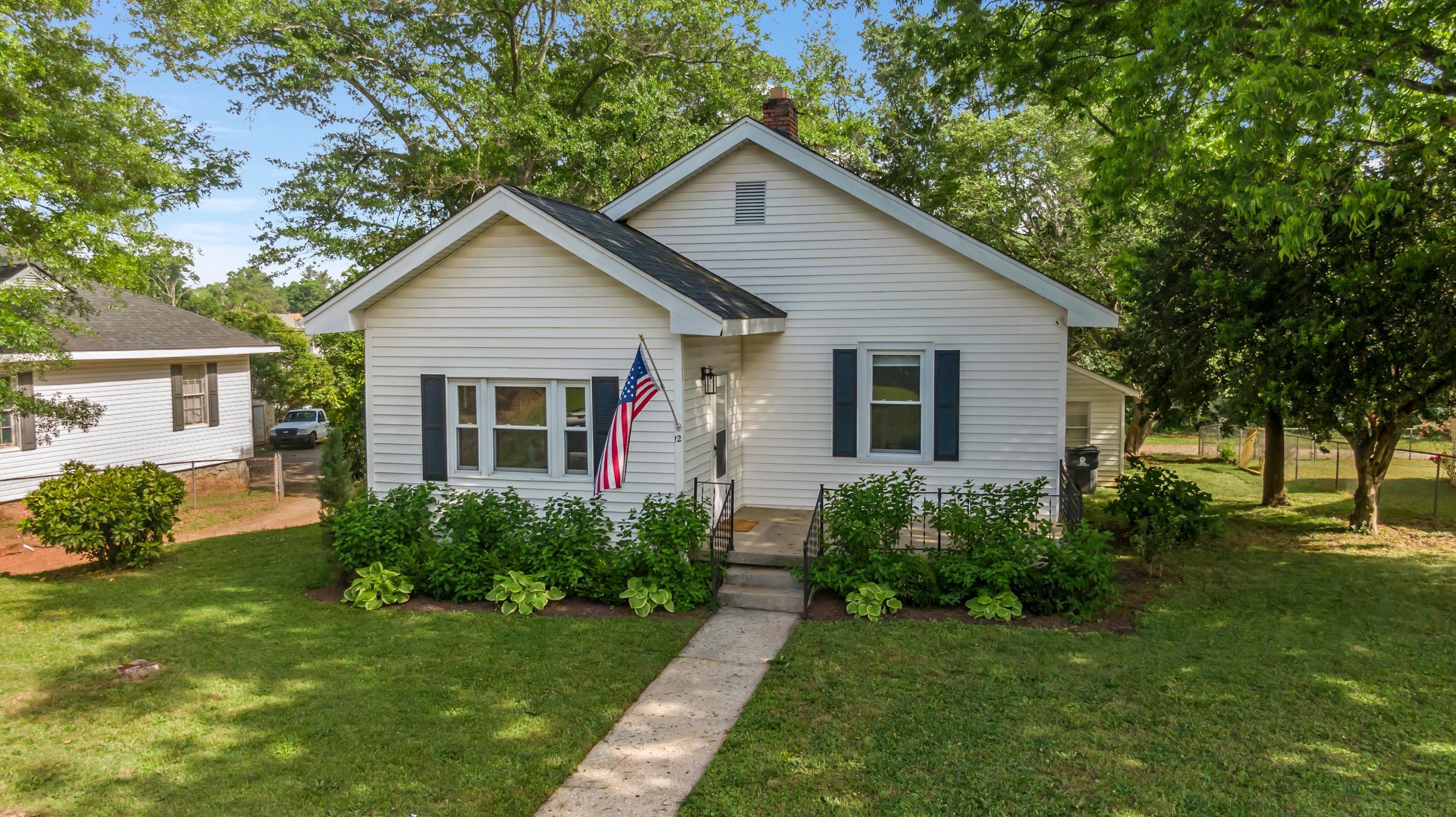 12 Crest Street Lyman, SC 29365 - Photo 2 of 30