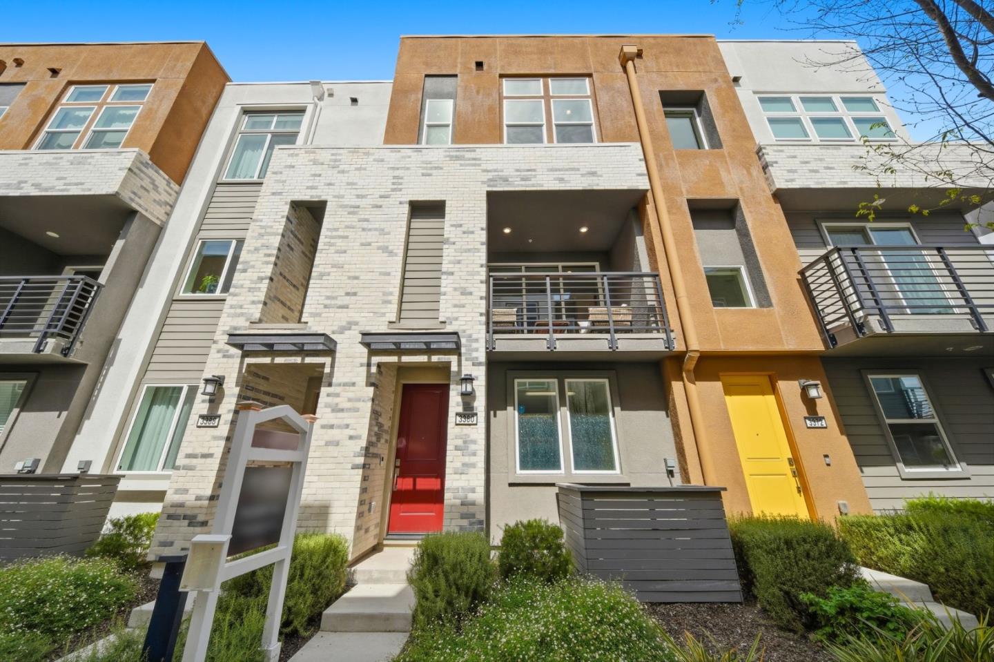 3380 Router Common Fremont, CA 94538 - Photo 2 of 32