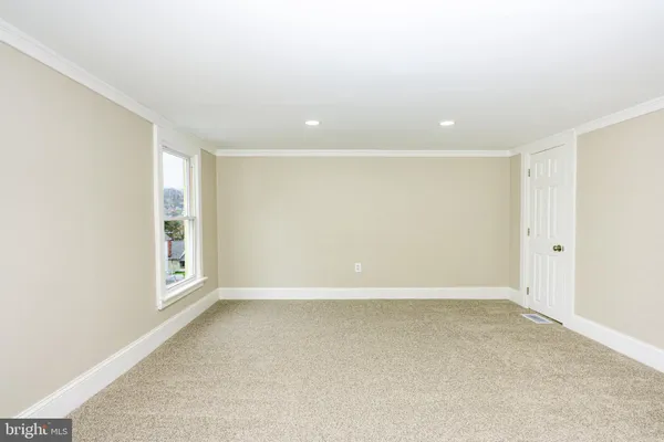 $324,900 | 93 Pennsylvania Avenue, Coatesville, PA 19320