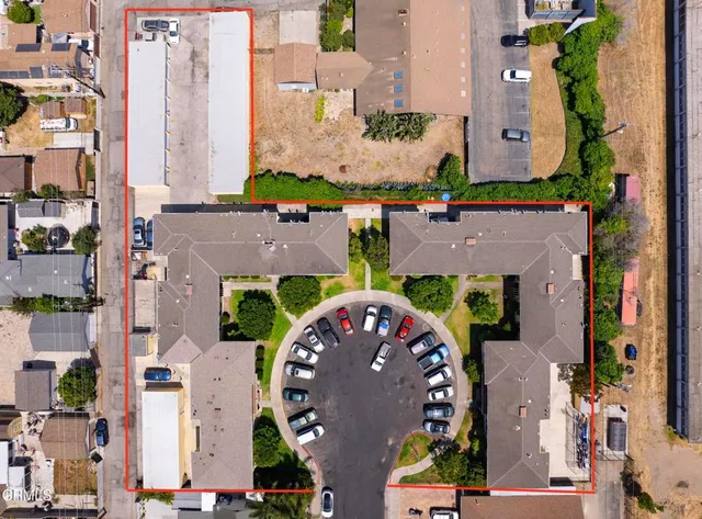 $6,250,000 | 161 West Juniper Street, Oxnard, CA 93033