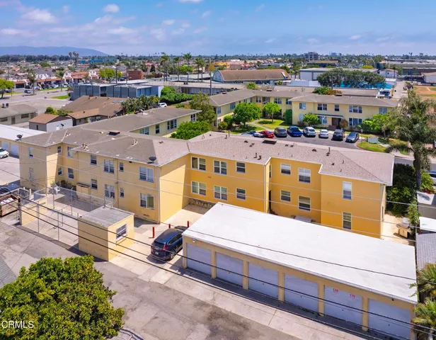 $6,250,000 | 161 West Juniper Street, Oxnard, CA 93033