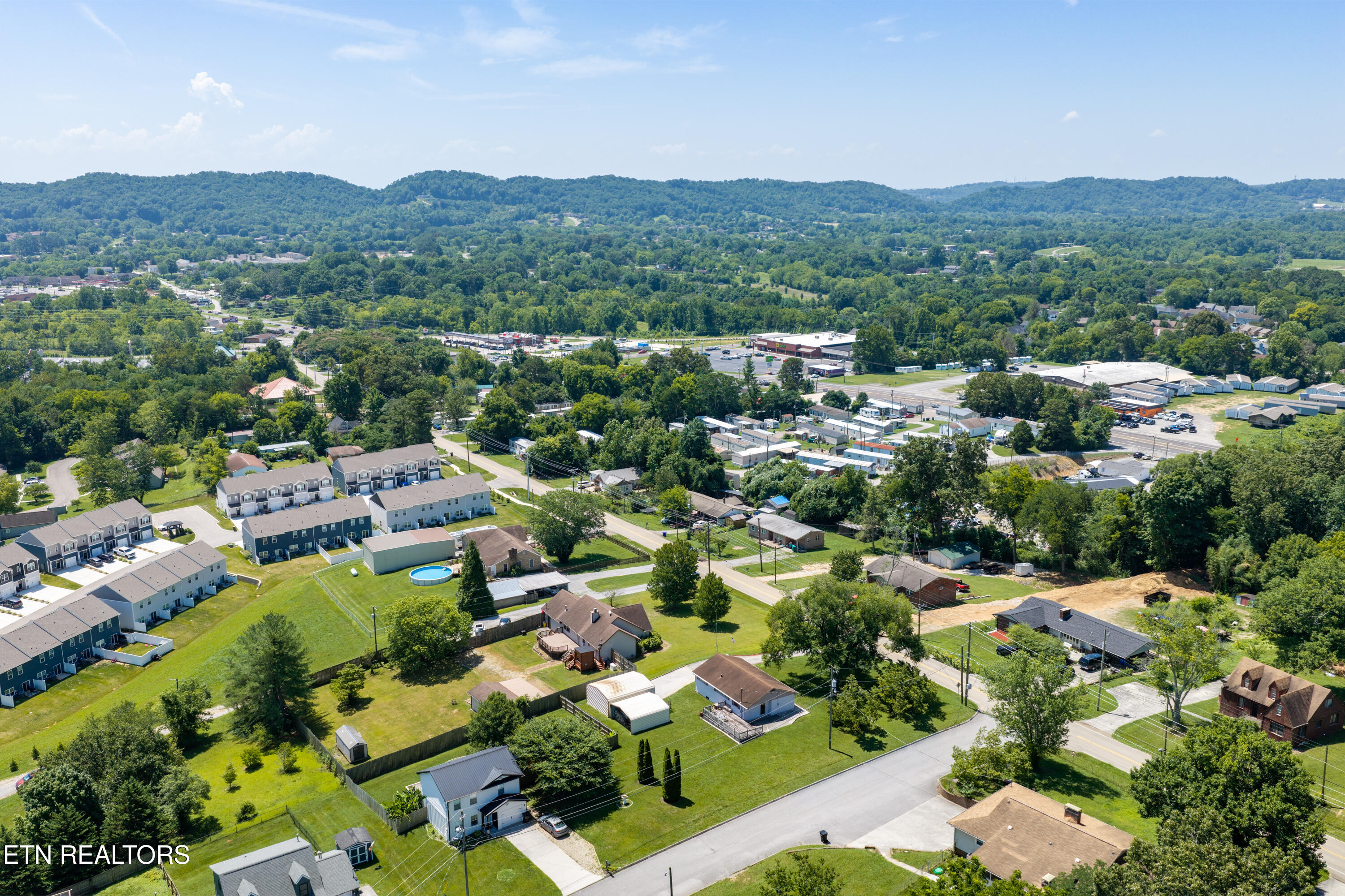 7702 Old Clinton Pike Powell, TN 37849 - Photo 44 of 46 43