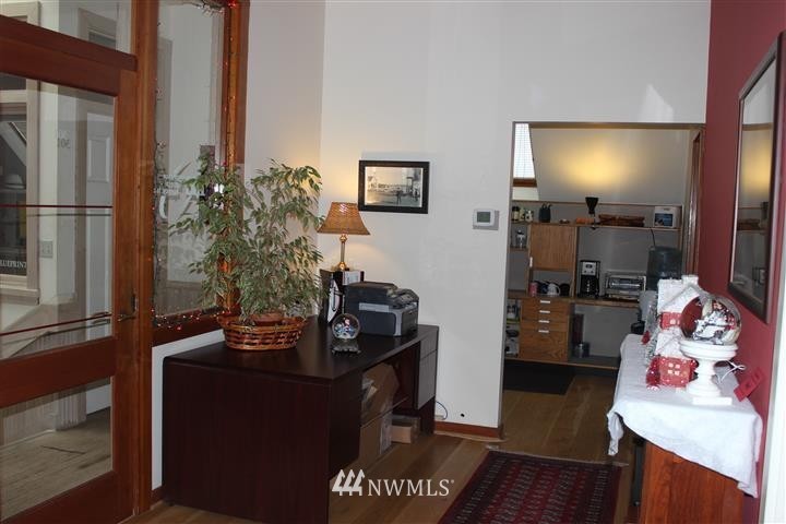 470 Spring Street, Unit 301 Friday Harbor, WA 98250 - Photo 9 of 21 Gallery Image 9