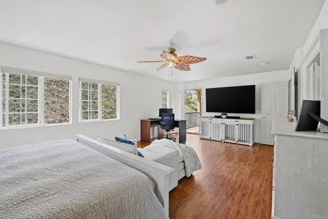 $1,075,000 | 560 Via Del Caballo, San Marcos, CA 92078