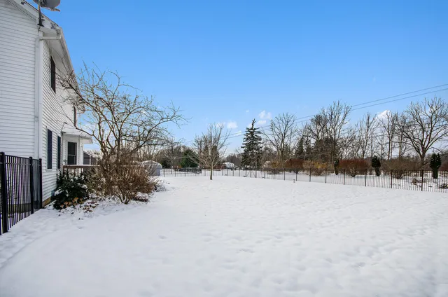 $359,900 | 1306 Deer Run, Grass Lake, MI 49240