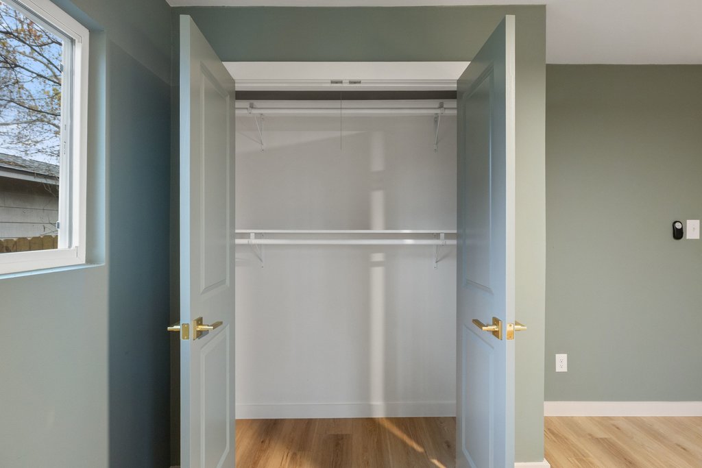 7614 Watson Street Austin, TX 78757 - Photo 21 of 31 a view of washer and dryer