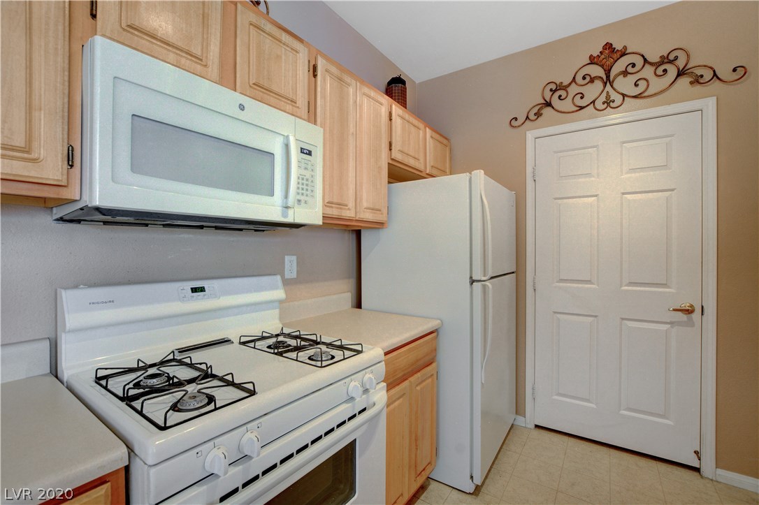 8555 West Russell Road, Unit 2104 Las Vegas, NV 89113 - Photo 11 of 30 Gallery Image 11