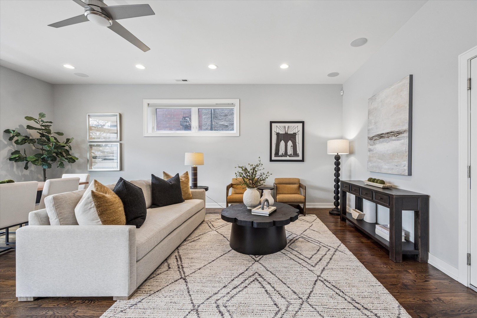 1832 West Rice Street, Unit 2 Chicago, IL 60622 - Photo 3 of 25