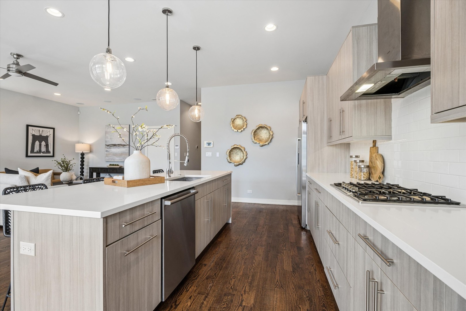 1832 West Rice Street, Unit 2 Chicago, IL 60622 - Photo 9 of 25