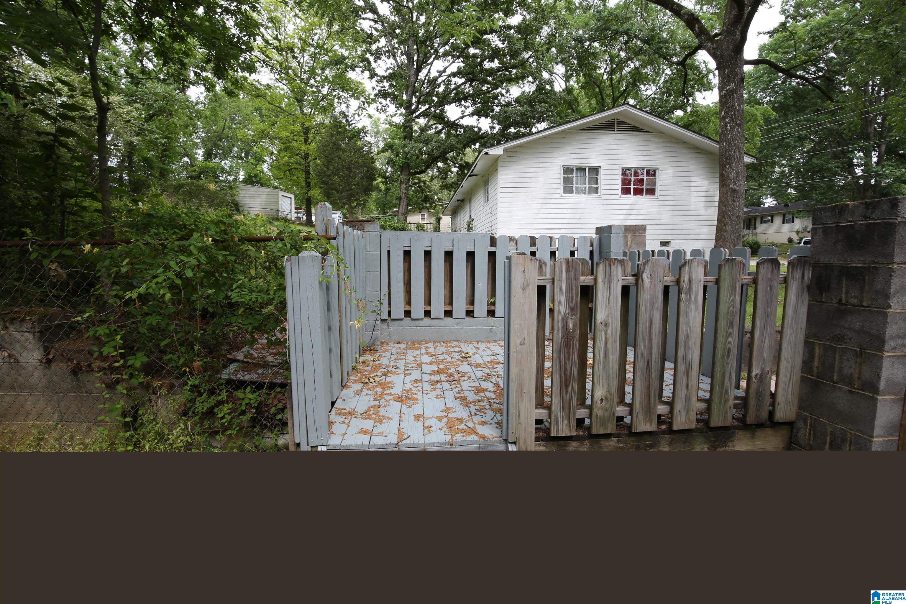 100 26th Avenue Northwest Center Point, AL 35215 - Photo 6 of 44
