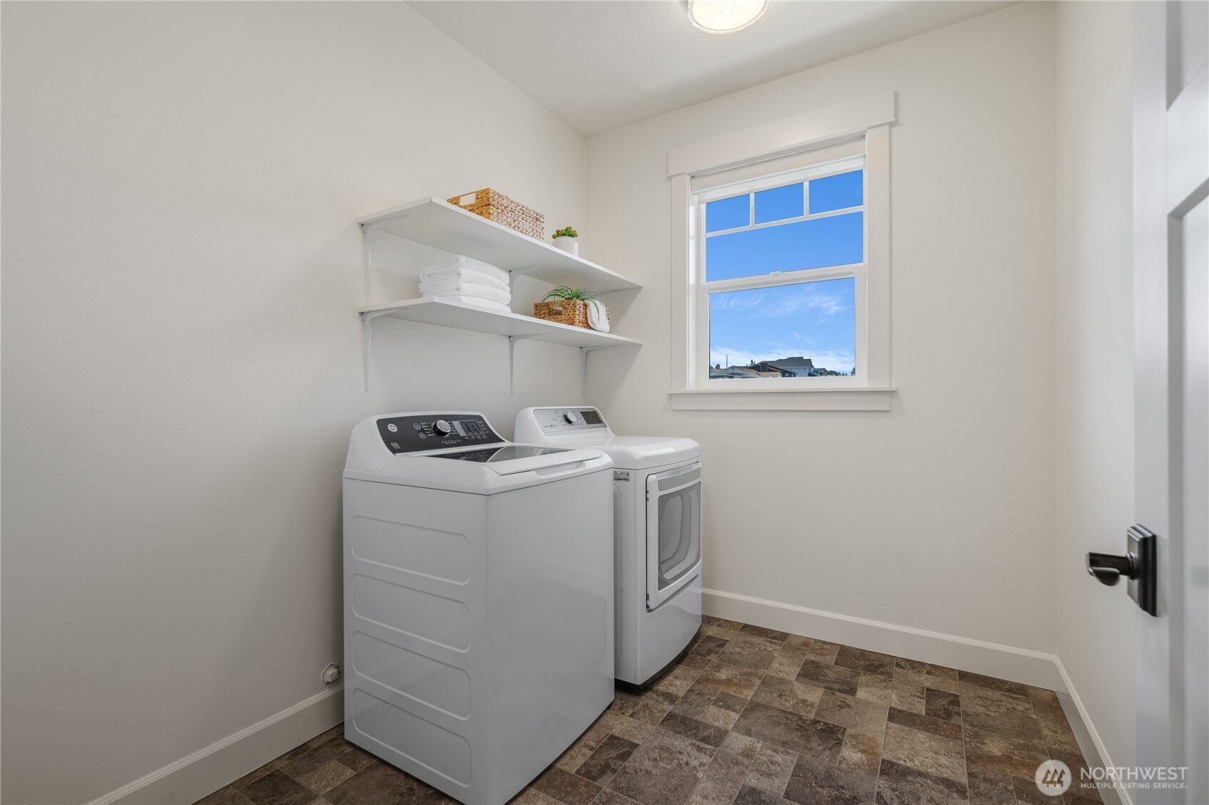 5013 North Villard Street Ruston, WA 98407 - Photo 22 of 40 Gallery Image 22