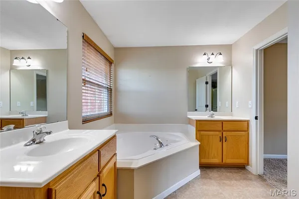 $499,999 | 672 Berrywine Lane, Arnold, MO 63010