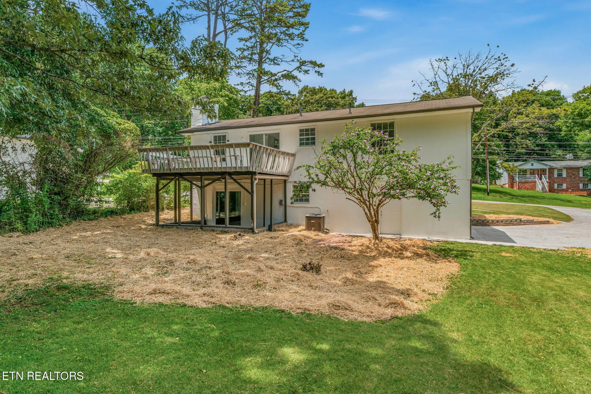 10008 Bluegrass Road Knoxville, TN 37922 - Photo 42 of 43 Gallery Image 42