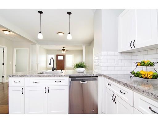 97 Wellington Street Springfield, MA 01109 - Photo 1 of 30 Gallery Image 1