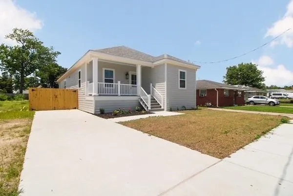 $385,880 | 727 Minor Street, Kenner, LA 70062