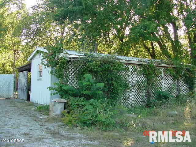 2435 West Striegel Road Carbondale, IL 62901 - Photo 4 of 9 Gallery Image 4