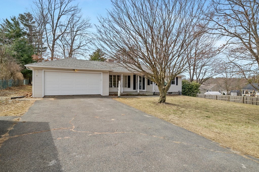 268 Forest Hills Road Springfield, MA 01128 - Photo 2 of 42 a house view with a outdoor space