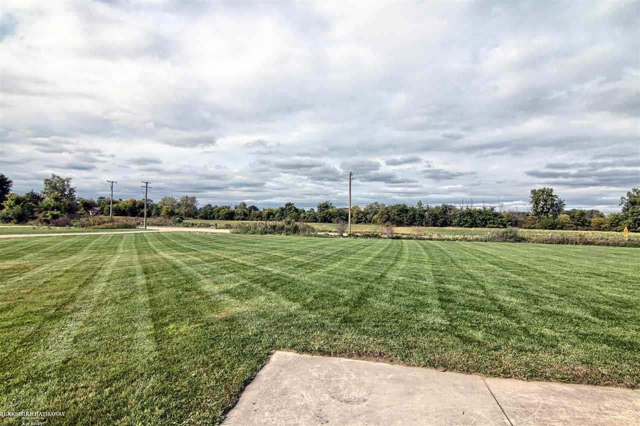25800 Hagen Road New Baltimore, MI 48051 - Photo 63 of 65 Yard View