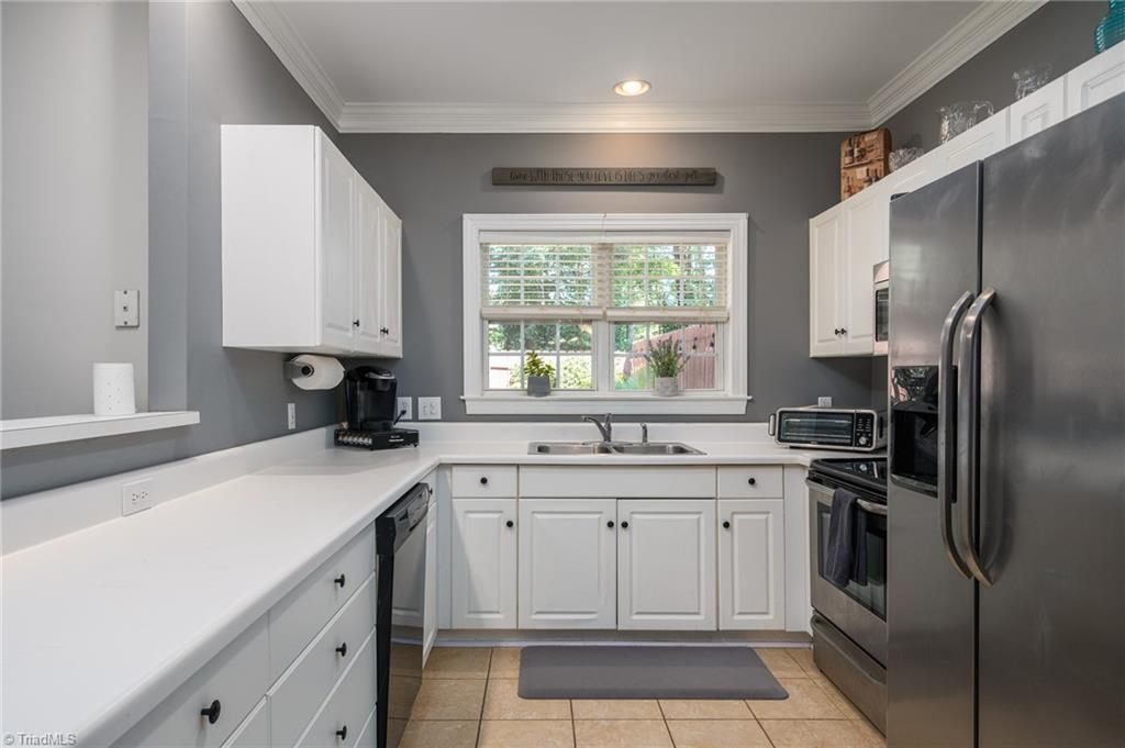 3096 Sedgefield Gate Road Greensboro, NC 27407 - Photo 13 of 34