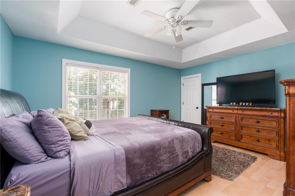 3096 Sedgefield Gate Road Greensboro, NC 27407 - Photo 17 of 34