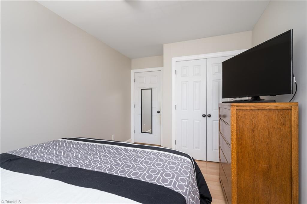 3096 Sedgefield Gate Road Greensboro, NC 27407 - Photo 25 of 34