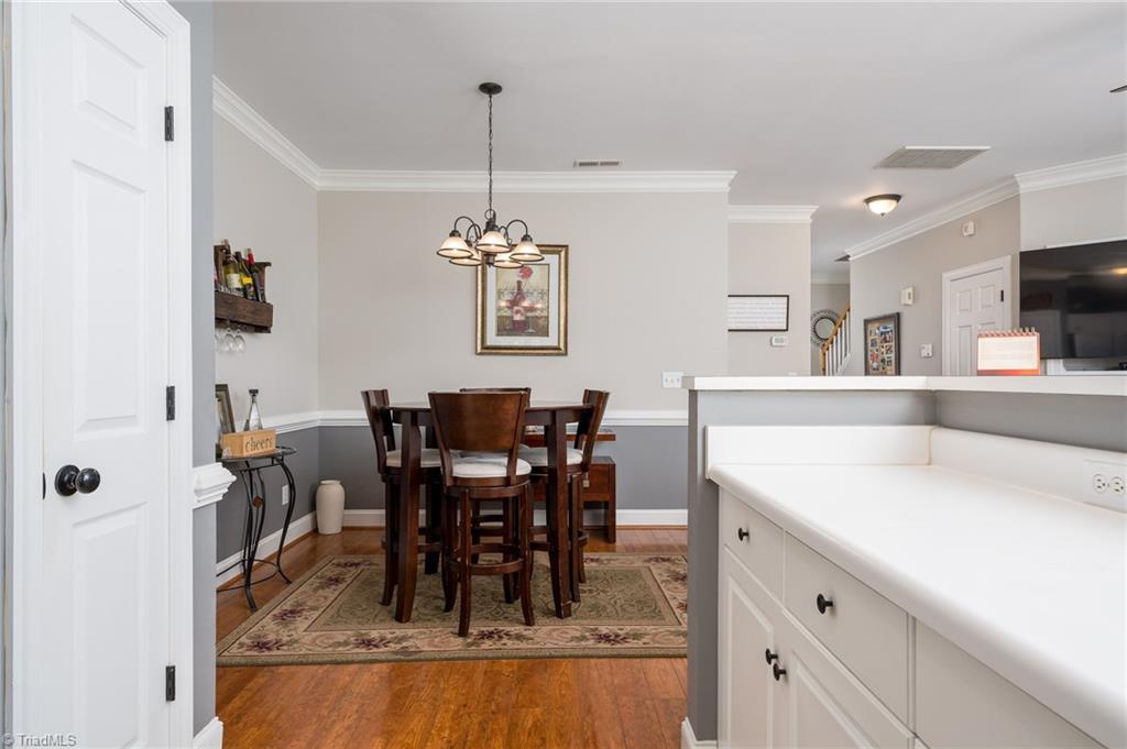 3096 Sedgefield Gate Road Greensboro, NC 27407 - Photo 4 of 34