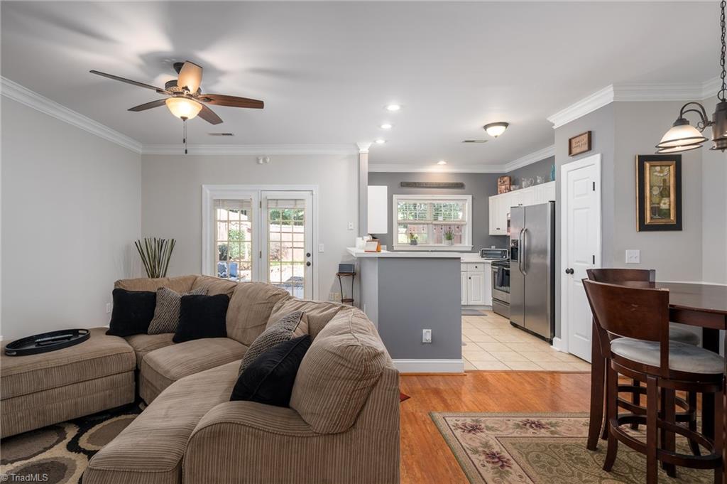 3096 Sedgefield Gate Road Greensboro, NC 27407 - Photo 8 of 34