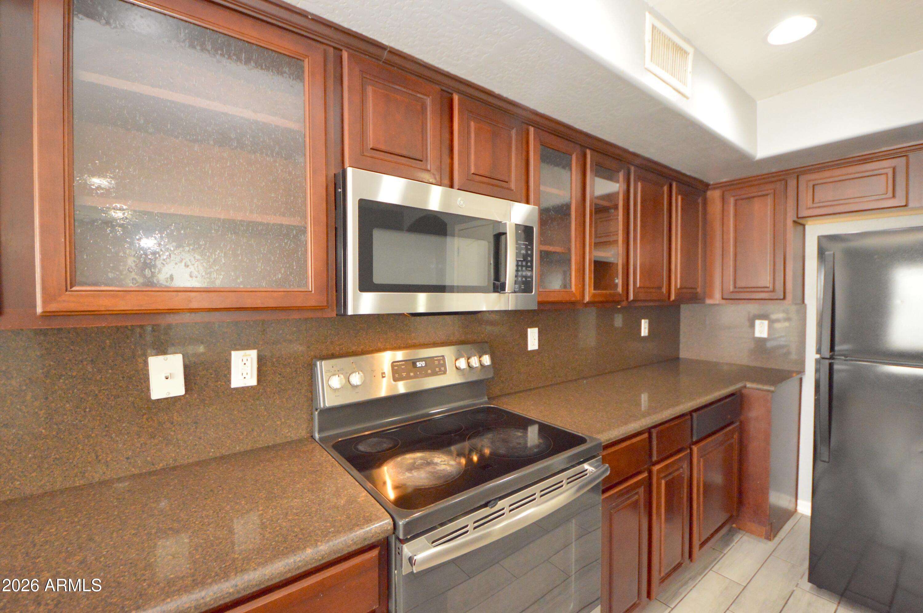 5115 West Novak Way Laveen, AZ 85339 - Photo 14 of 52 Kitchen Upgraded Cabinets