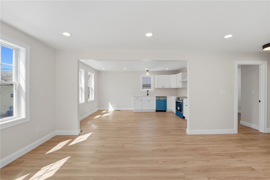 37 Webb Street Pawtucket, RI 02860 - Photo 18 of 50