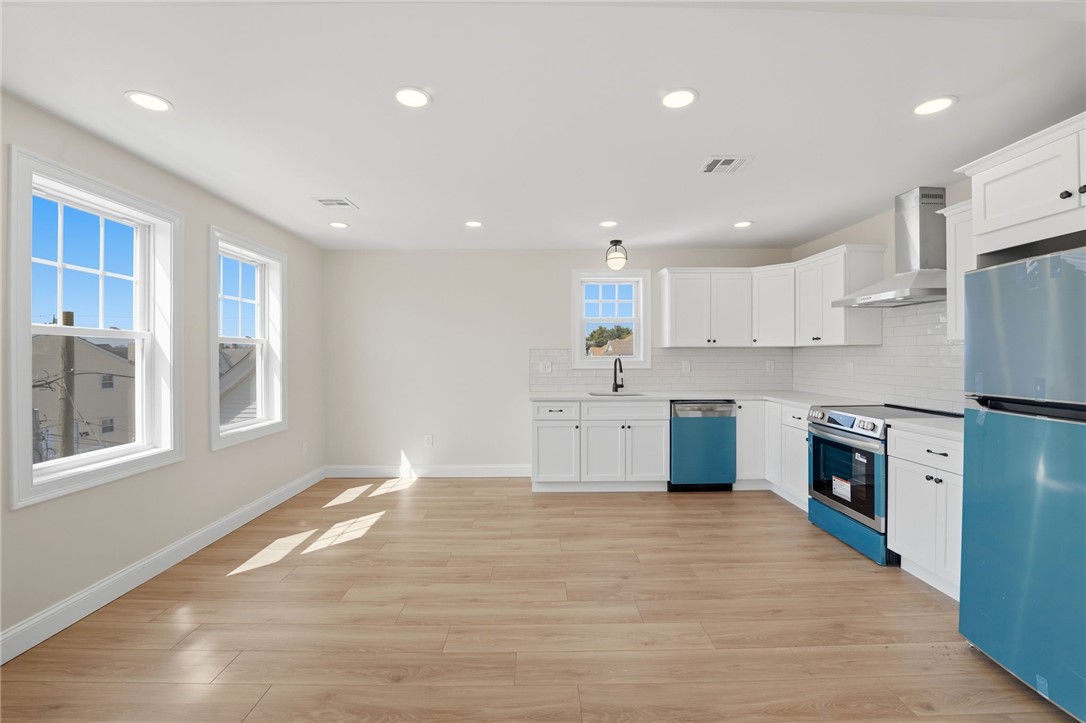 37 Webb Street Pawtucket, RI 02860 - Photo 33 of 50