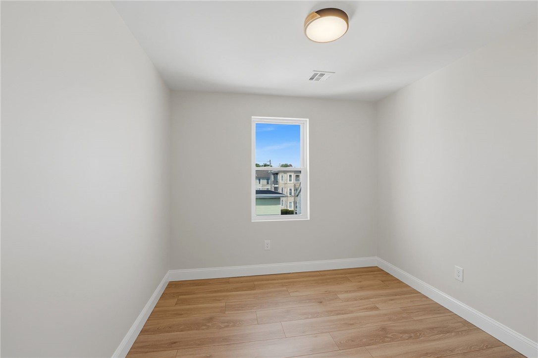 37 Webb Street Pawtucket, RI 02860 - Photo 40 of 50