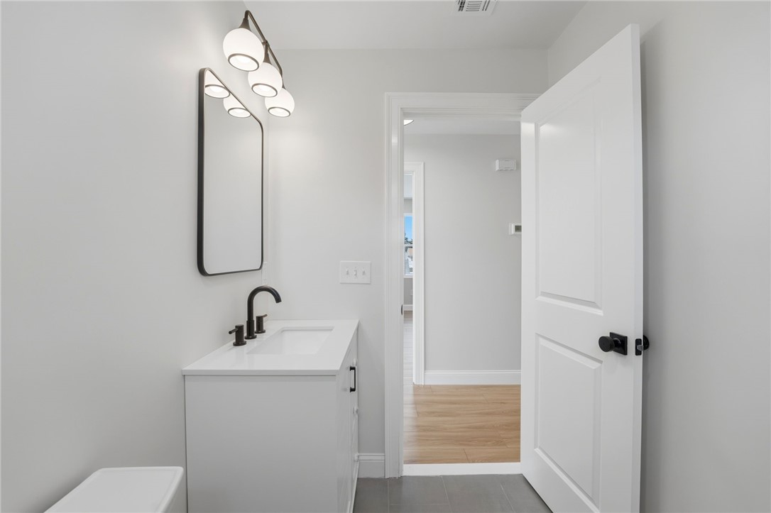 37 Webb Street Pawtucket, RI 02860 - Photo 43 of 50