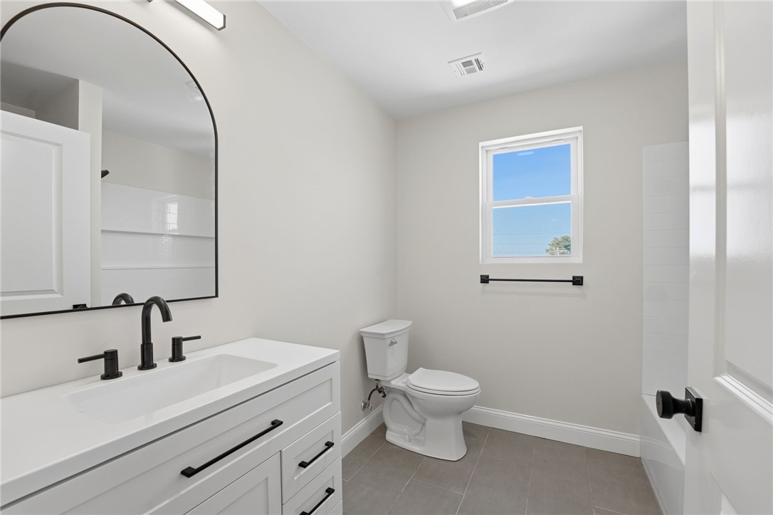 37 Webb Street Pawtucket, RI 02860 - Photo 44 of 50