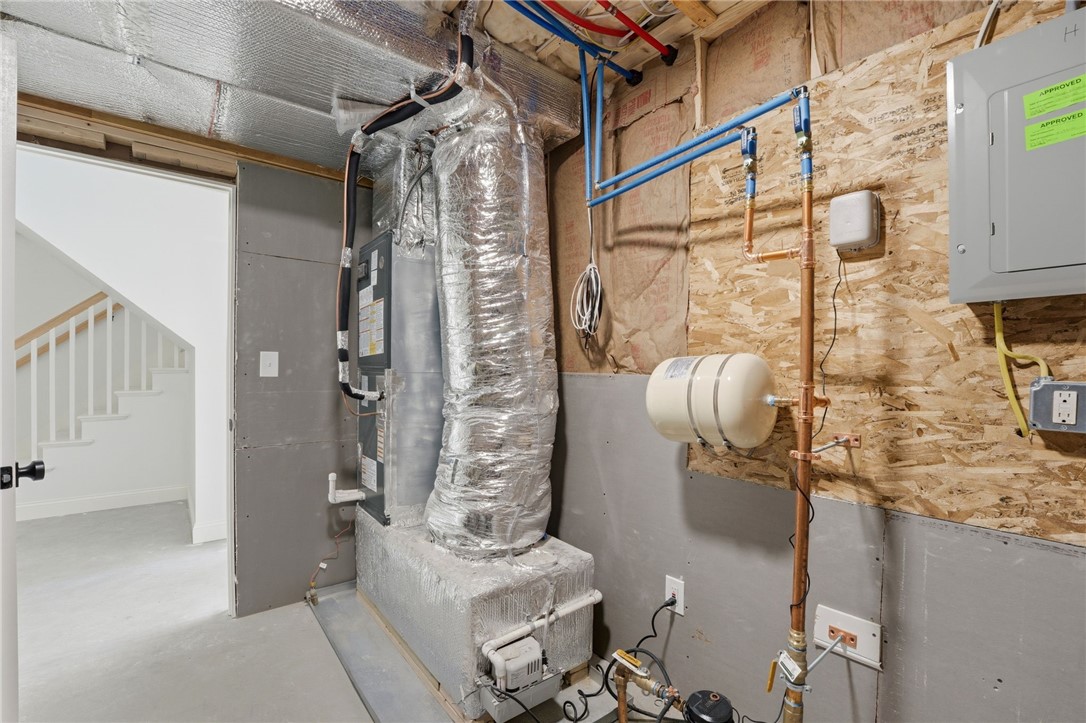 37 Webb Street Pawtucket, RI 02860 - Photo 8 of 50