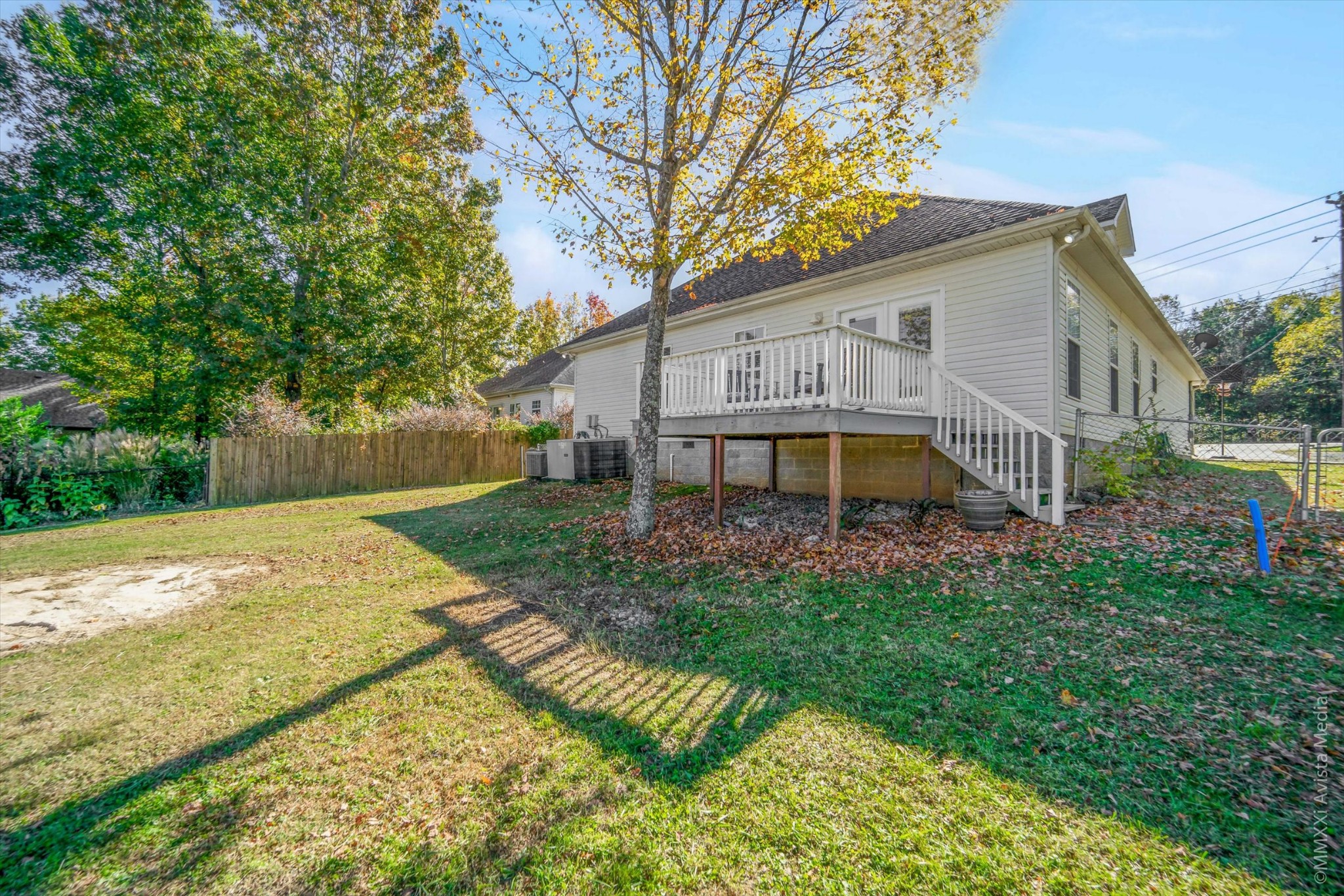 14908 Mt Pleasant Road Rockvale, TN 37153 - Photo 27 of 33 a front view of a house with garden