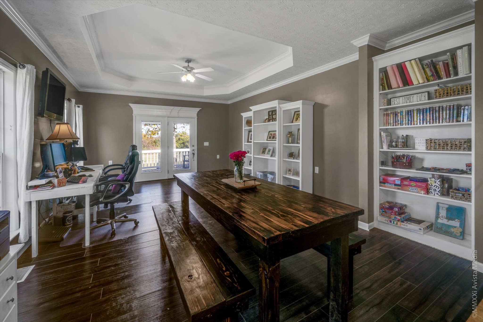 14908 Mt Pleasant Road Rockvale, TN 37153 - Photo 6 of 33 a living room with furniture and wooden floor