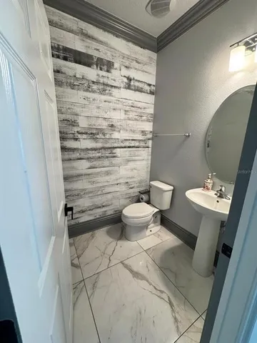 $2,850 | 420 Kestrel Drive, Groveland, FL 34736