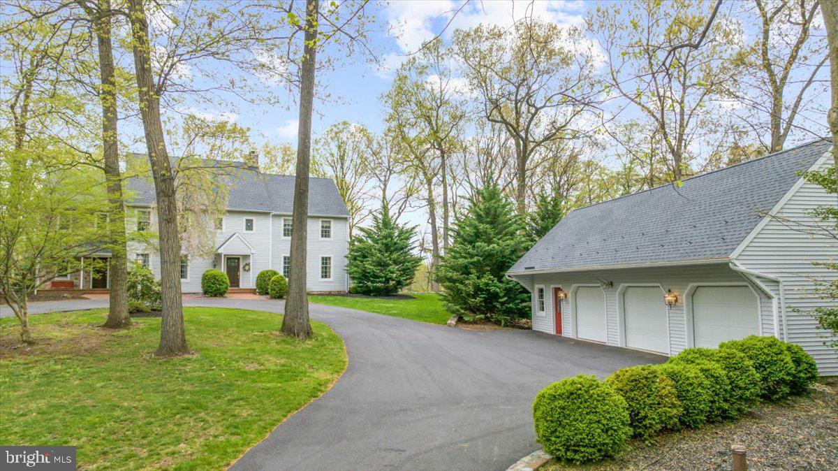 20 Fawn Drive Reading, PA 19607 - Photo 4 of 66 Gallery Image 4