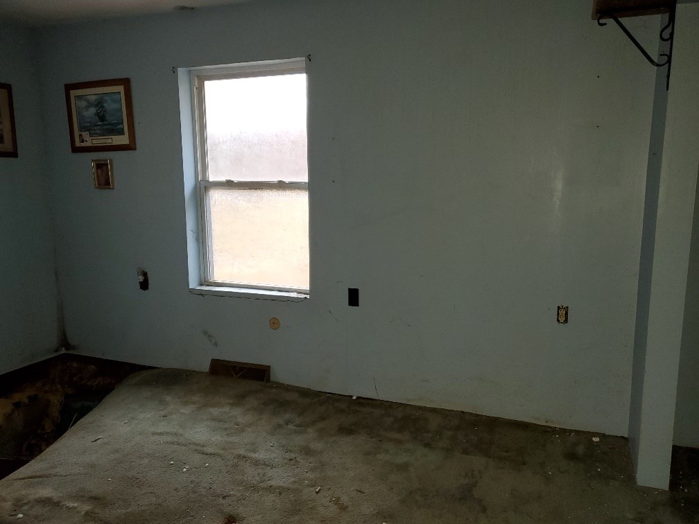9999 West North County Line Road Shepherd, MI 48883 - Photo 24 of 28 1882811-23.JPG