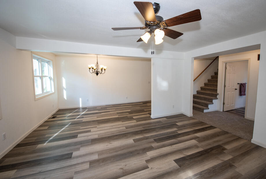 1120 8th Street Three Rivers, MI 49093 - Photo 8 of 20 IMG_6615