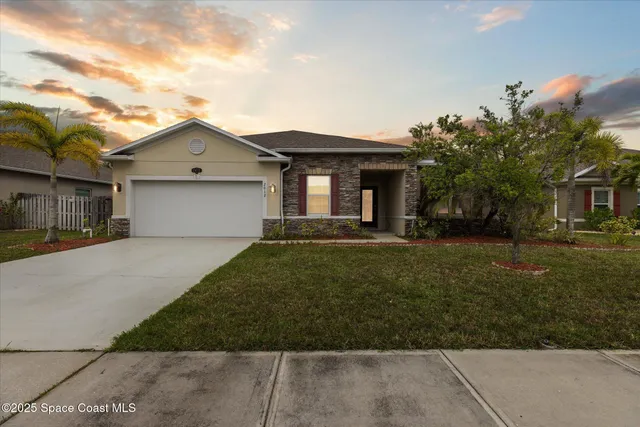 $2,450 | 2012 Lune Court, West Melbourne, FL 32904